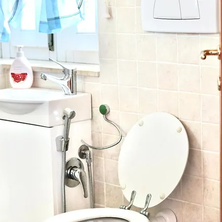 Gialla Guest house